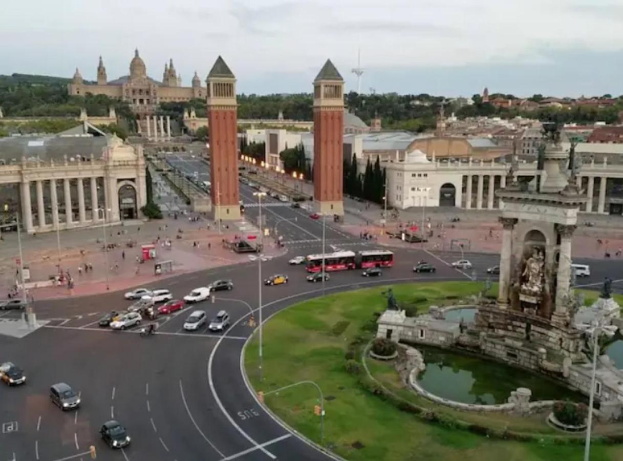 Ramblasrentals Cozy Renovated 2Br With Balcony Lift 20M Rambla - Parking - Wifi Barcelona Exteriör bild
