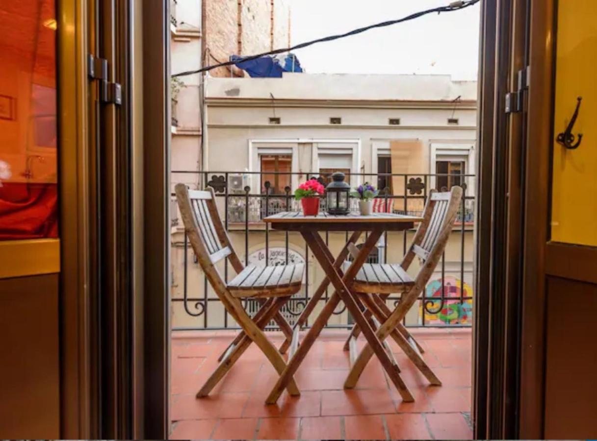 Ramblasrentals Cozy Renovated 2Br With Balcony Lift 20M Rambla - Parking - Wifi Barcelona Exteriör bild