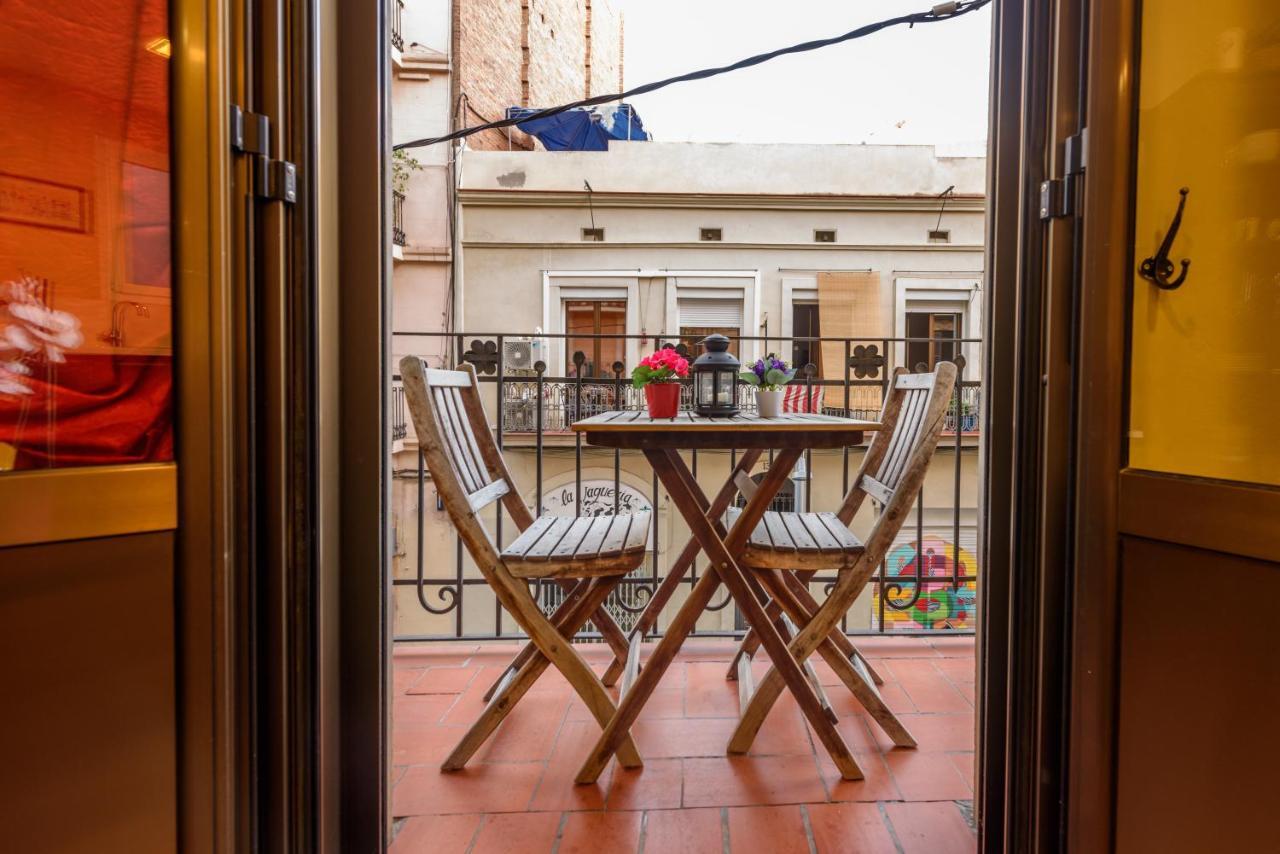 Ramblasrentals Cozy Renovated 2Br With Balcony Lift 20M Rambla - Parking - Wifi Barcelona Exteriör bild