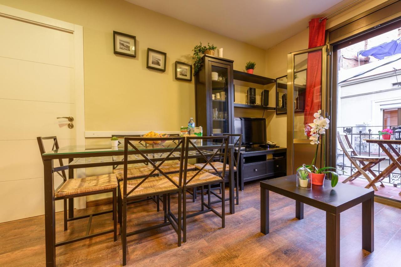 Ramblasrentals Cozy Renovated 2Br With Balcony Lift 20M Rambla - Parking - Wifi Barcelona Exteriör bild